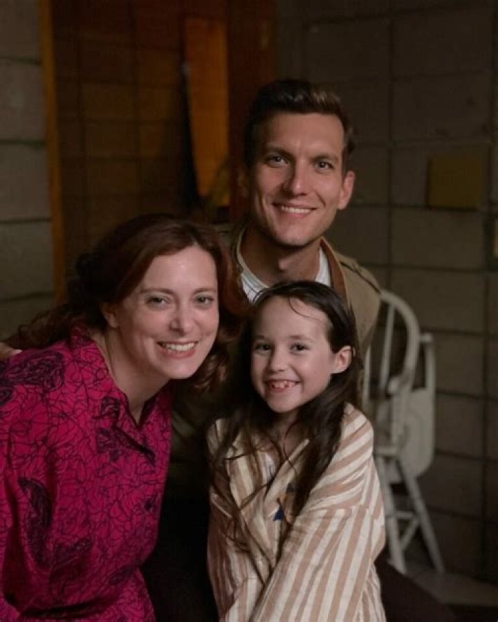 Actor Izzy King Age, Parents, Height & More