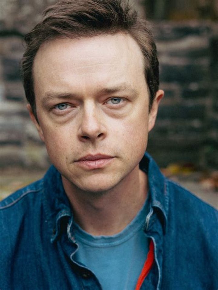 
How Much Money Does Dane DeHaan Make? Latest Income Salary
