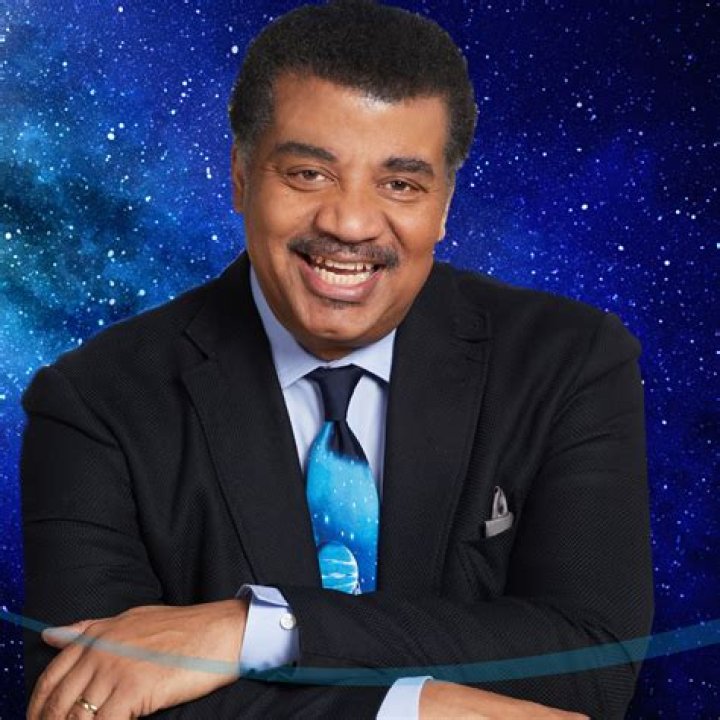 
How Much Money Does Neil DeGrasse Tyson Make? Latest Income Salary
