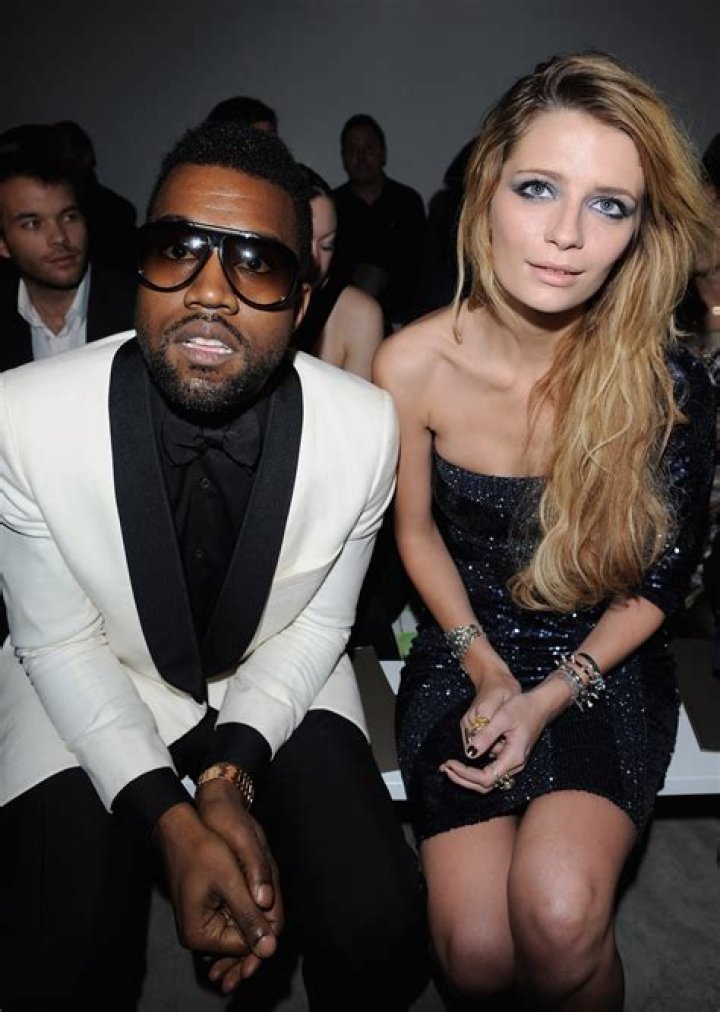 Mischa Barton Body Measurements Height Weight Bra Shoe Size Age Facts