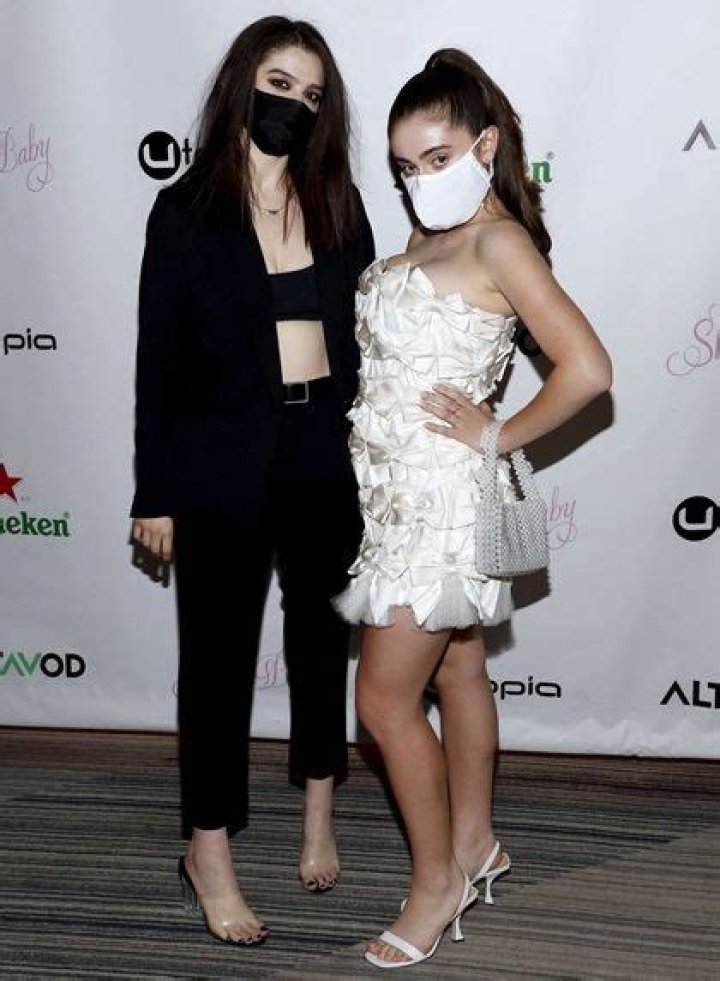 Rachel Sennott Height Weight Shoe Size Body Measurements Facts