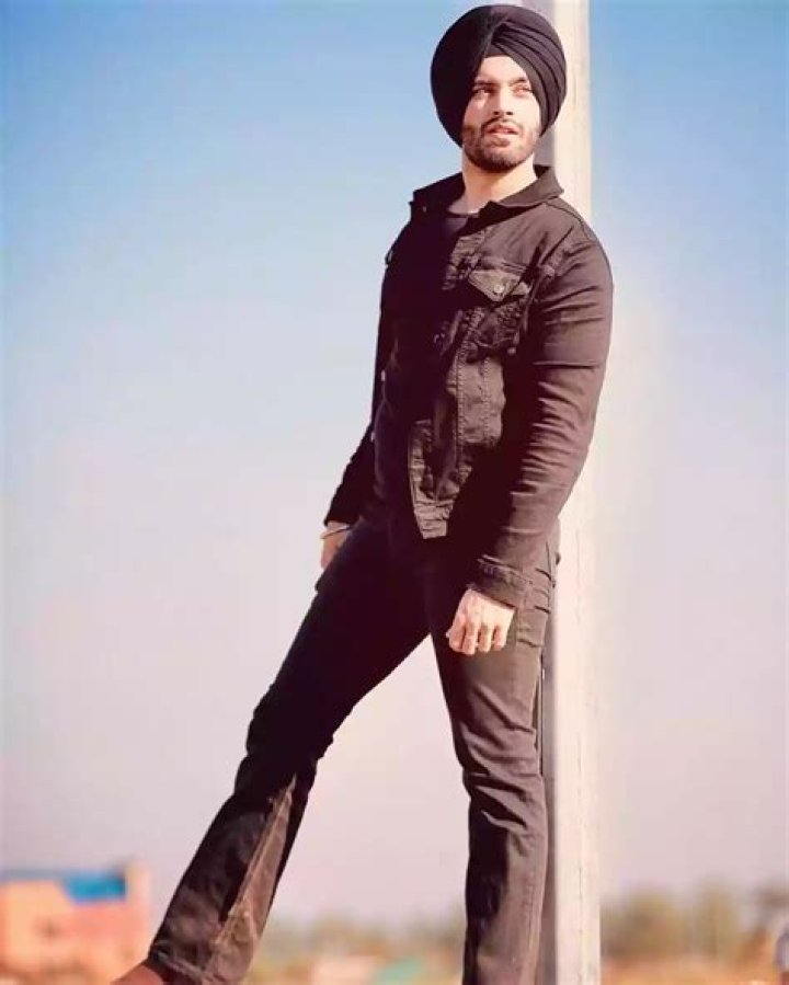 Shehzad Deol Biodata, Height, Wife, Profession, Age & More